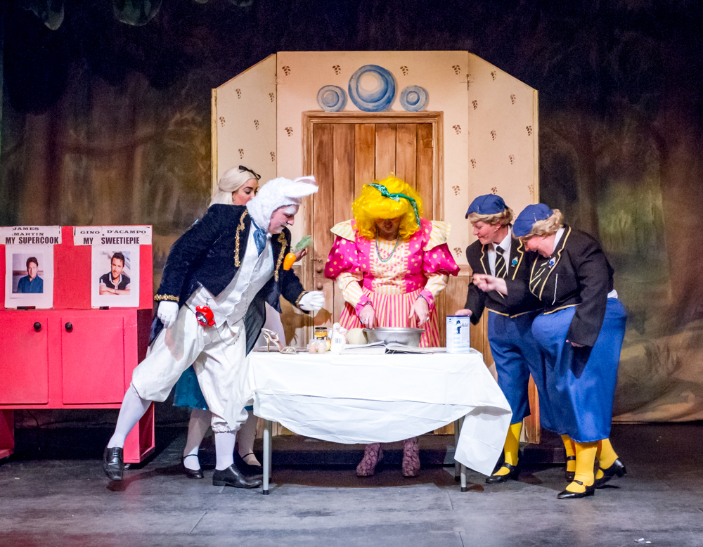 Alice In Wonderland (96 of 202).jpg