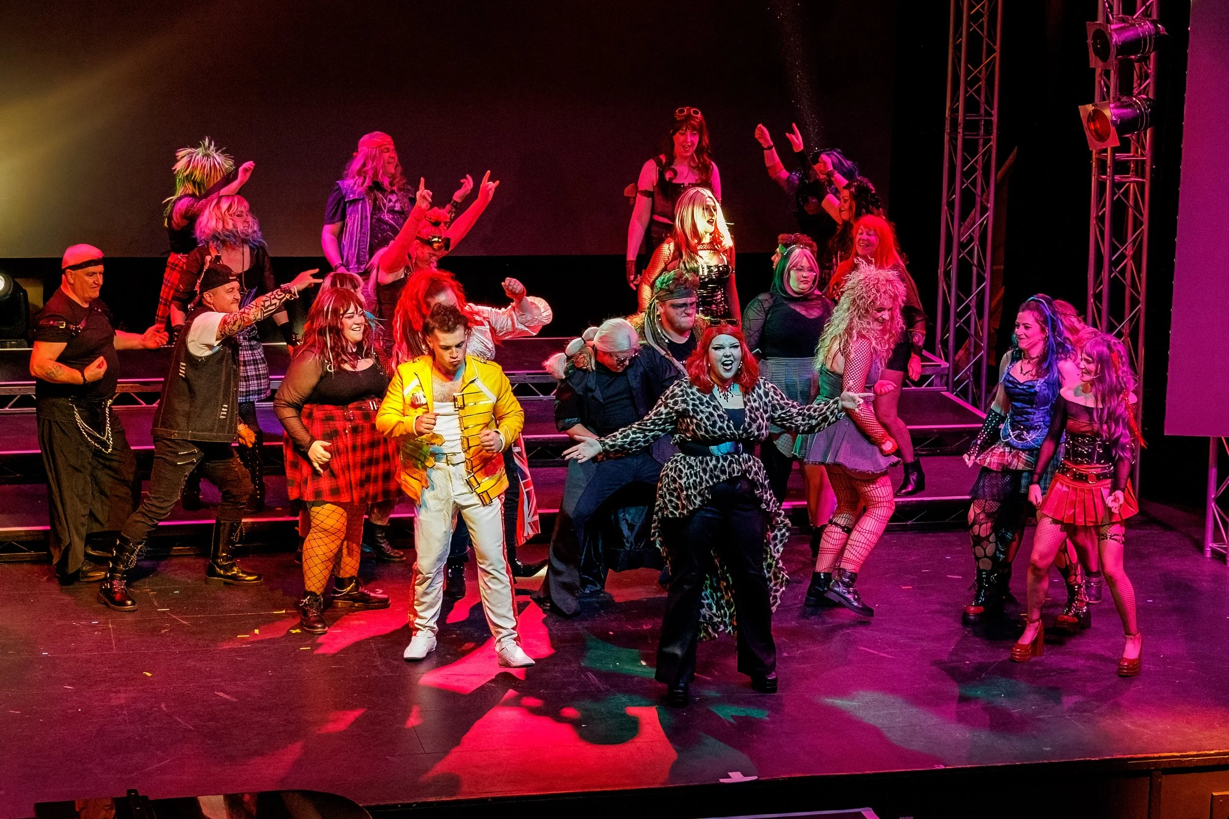 DTW - We Will Rock You (144 of 147).jpg