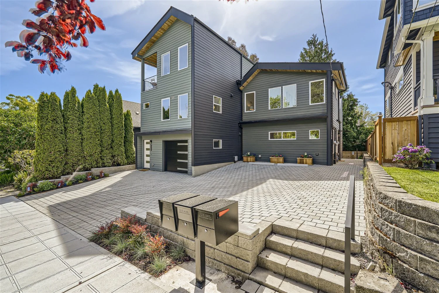 7029B 25th Ave NW - Web Quality - 002 - 03 Exterior Front.jpg