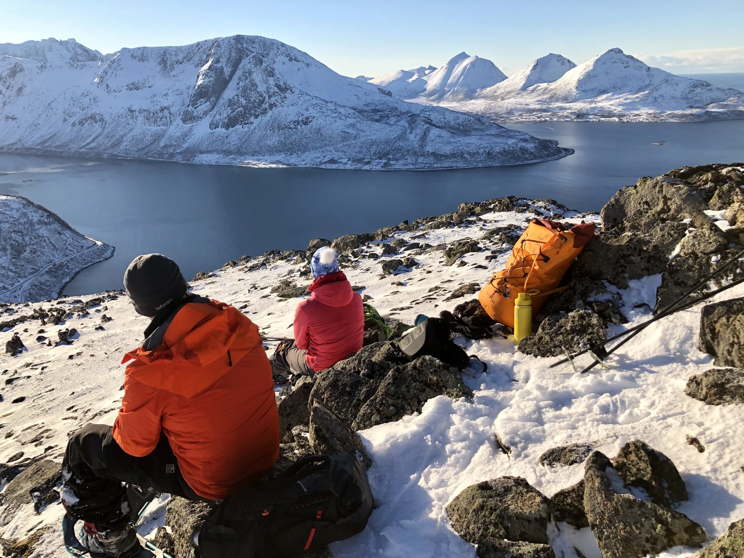 Lunch i solveggen ☀️ på Smørstabben 417 moh