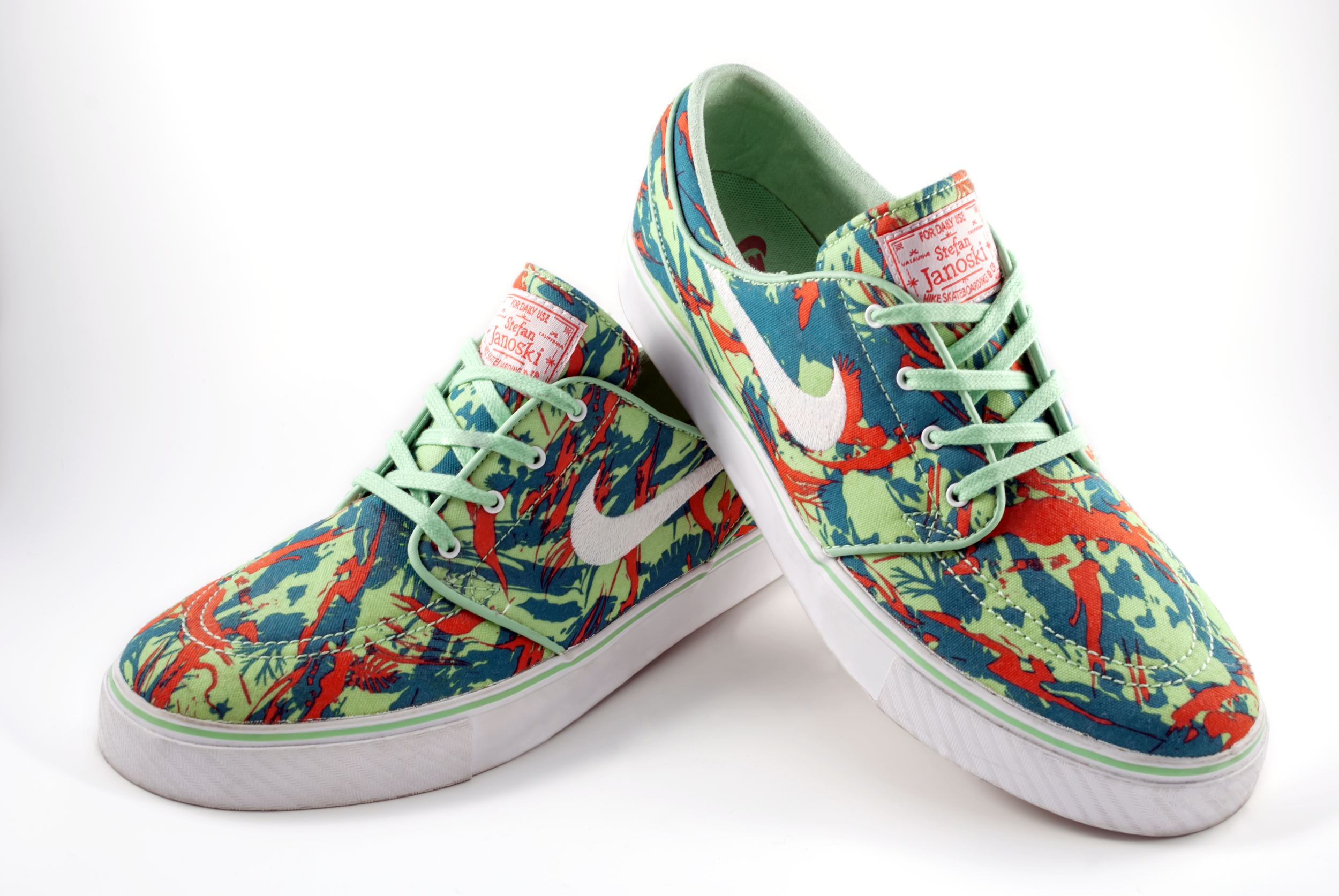 Nikes.png