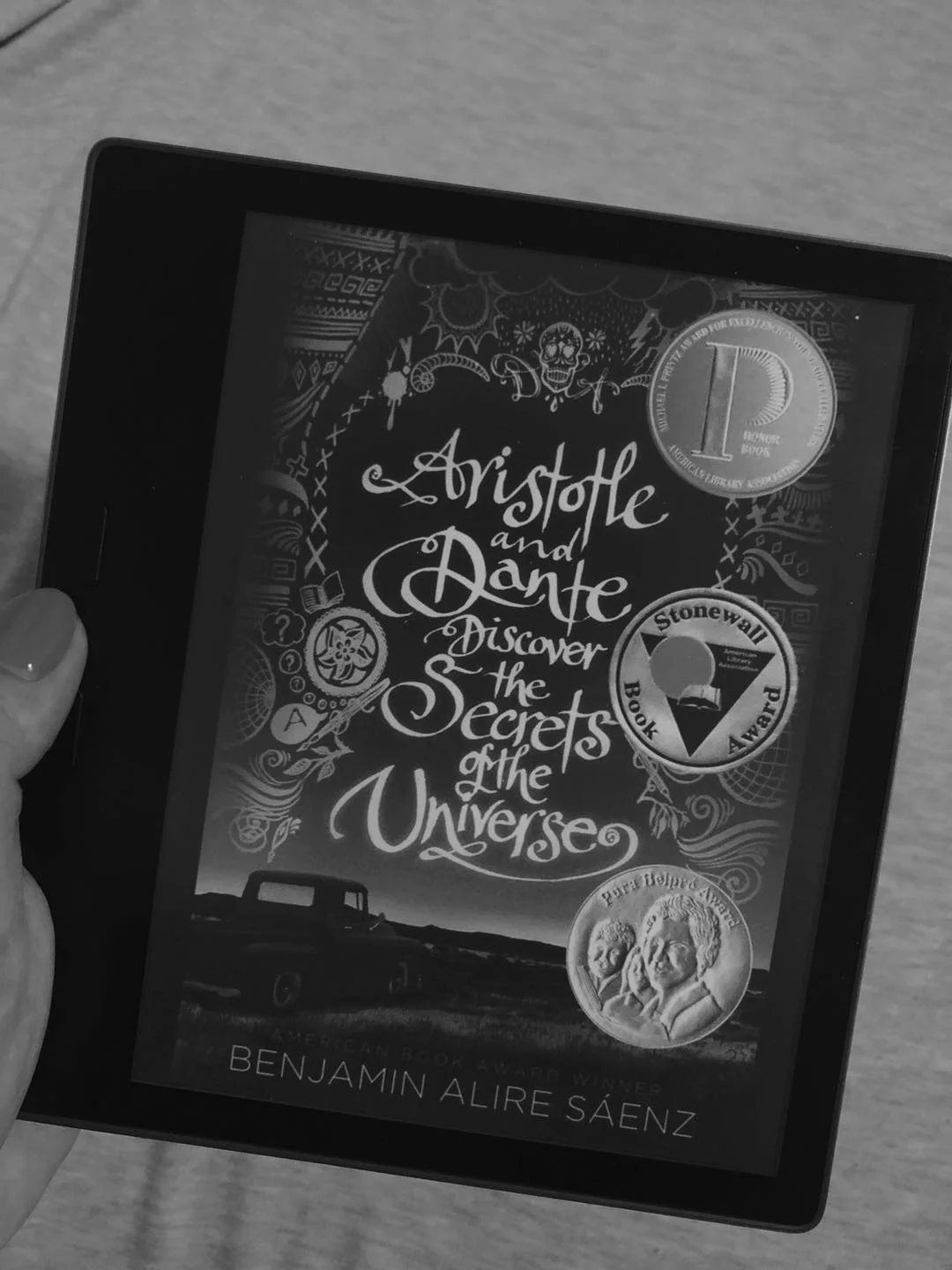 Aristotle and Dante Discover the Secrets of the Universe by Benjamin Alire Sáenz