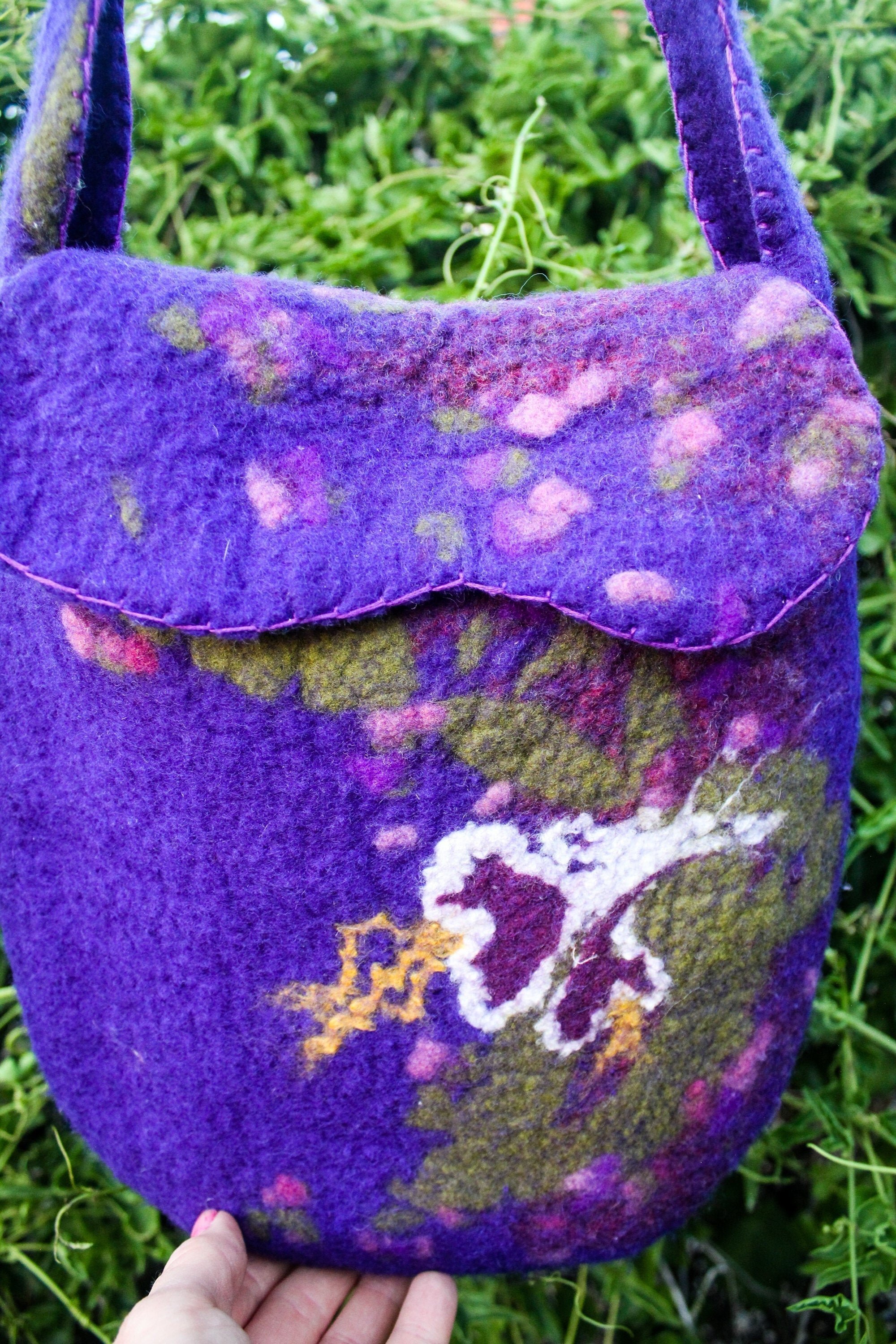13 Patterns for Felted Knit Purses | AllFreeKnitting.com