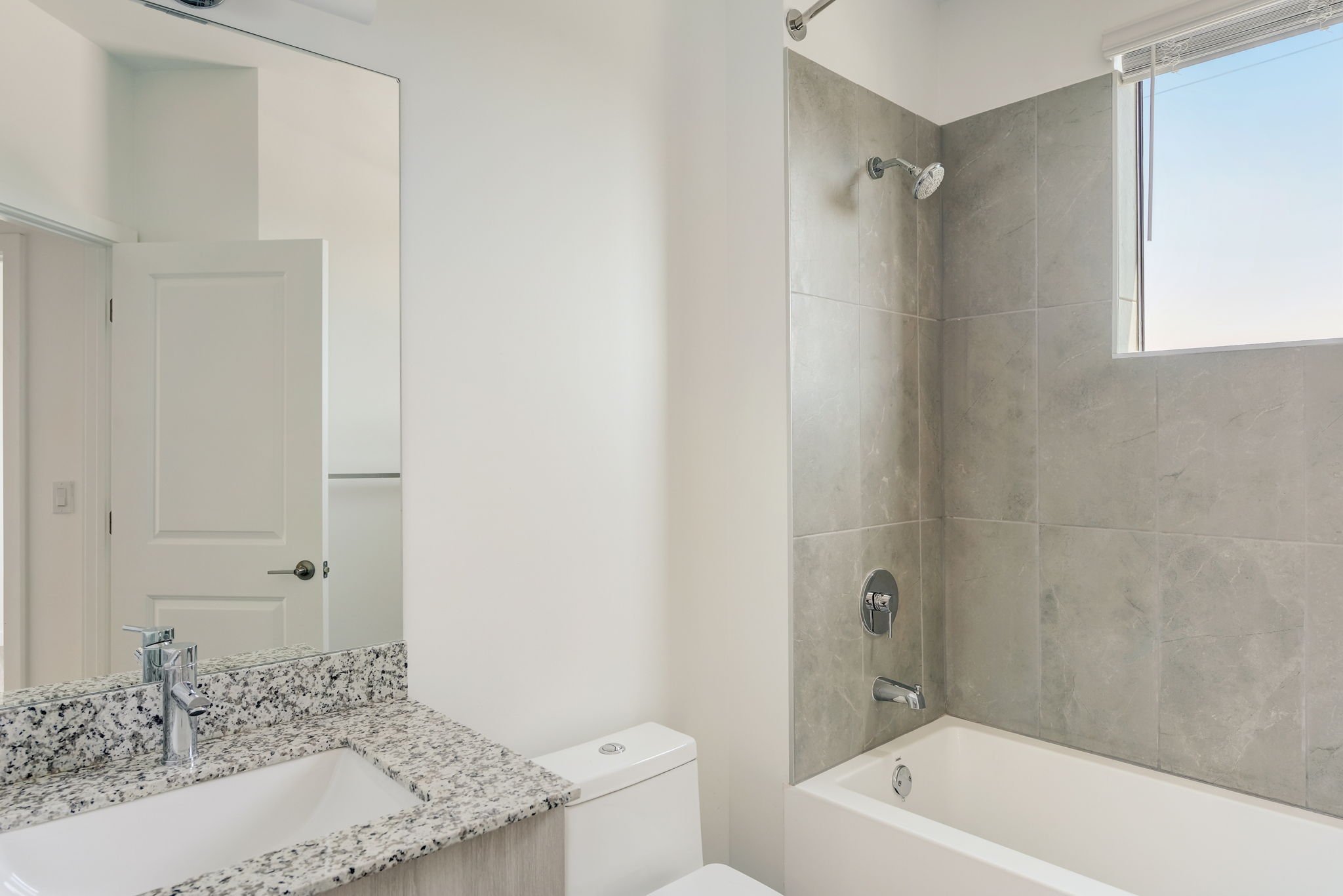 ID Oakland NE 58 St19.jpg