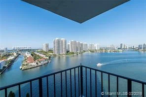 SUNNY ISLES BEACH, FL 33160-3237