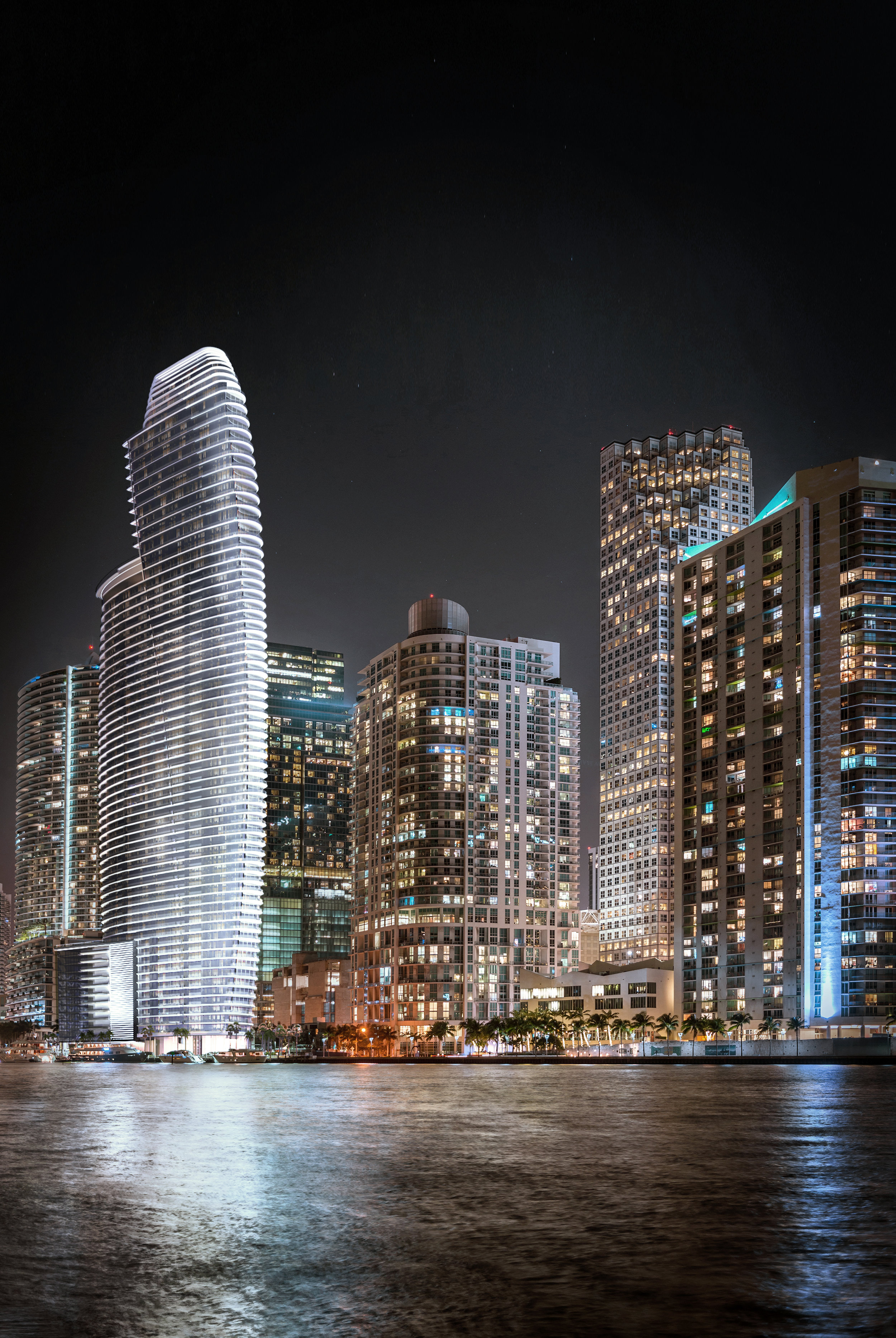 Aston Martin Residences 