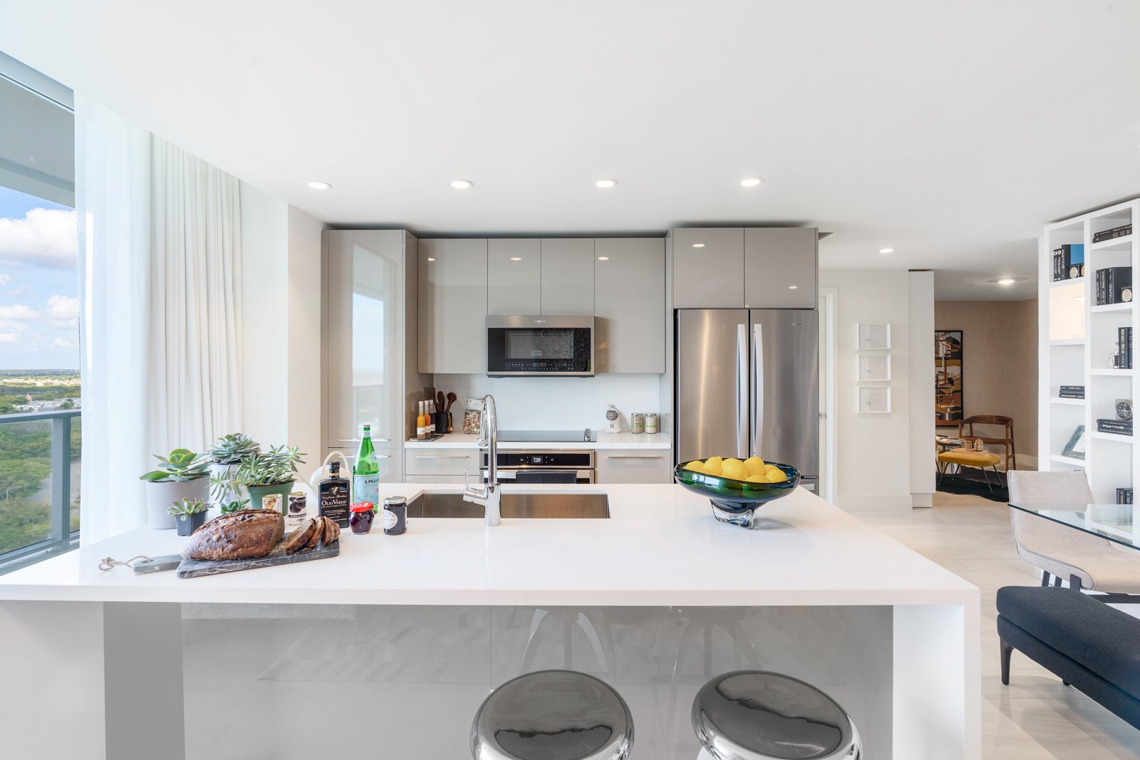 One Metropica Unit 170129.jpg