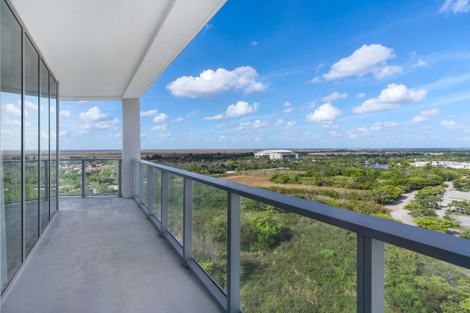 One Metropica Unit 171022.jpg