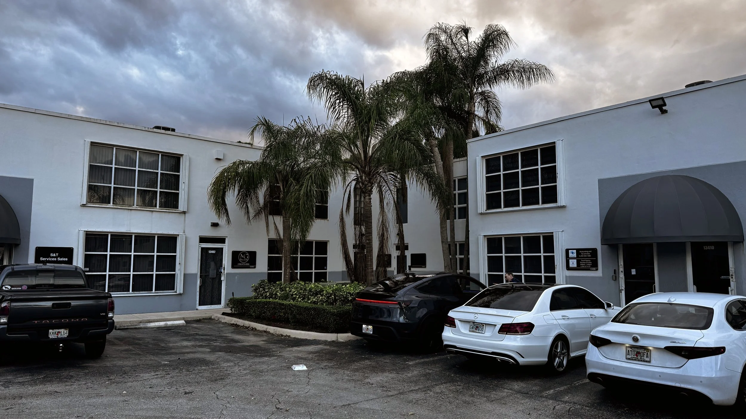 Office Space for Lease in Kendall Miami FL | 13406 SW 128th St Unit 16