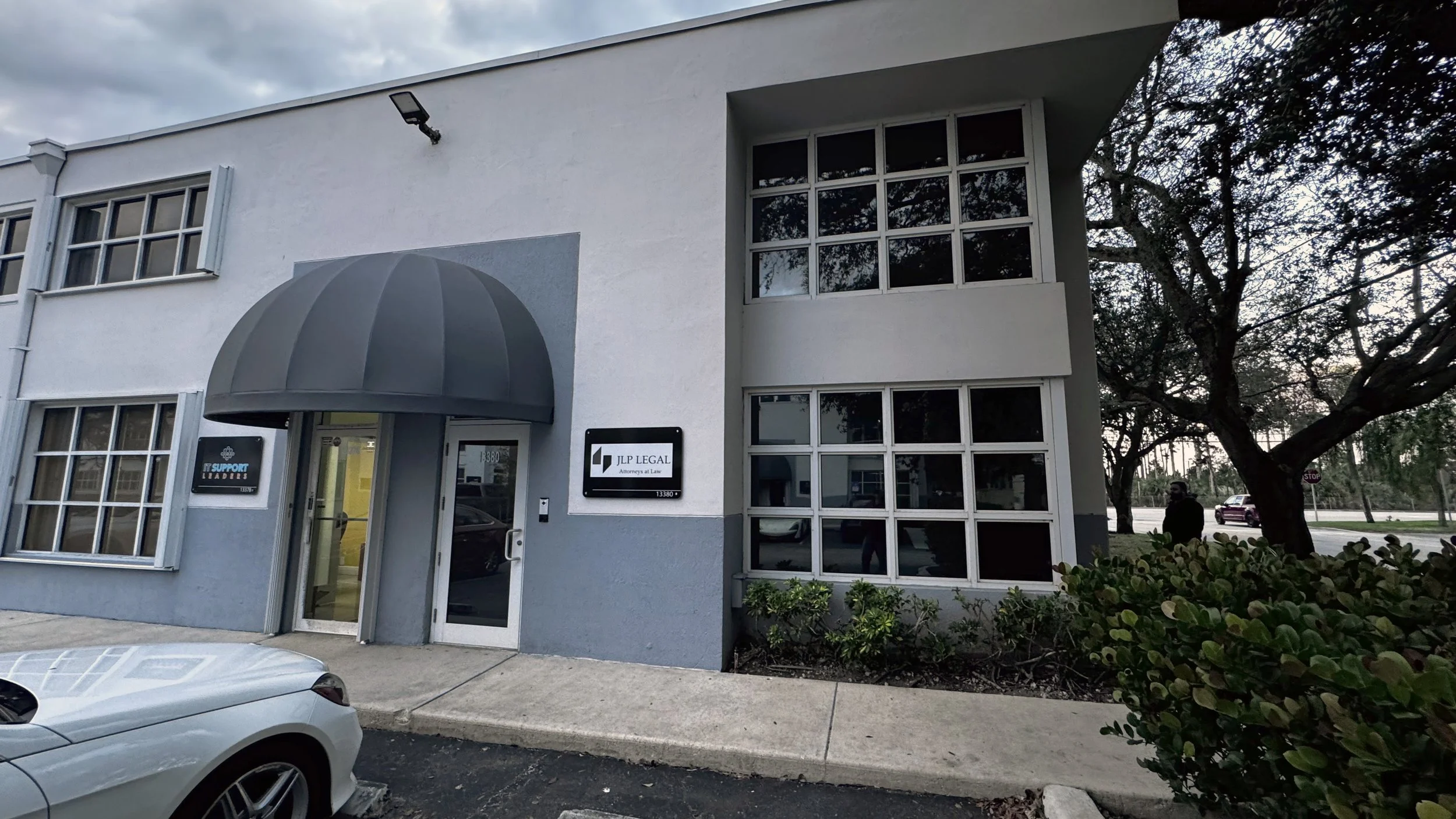 Just Listed for rent a law firm office space