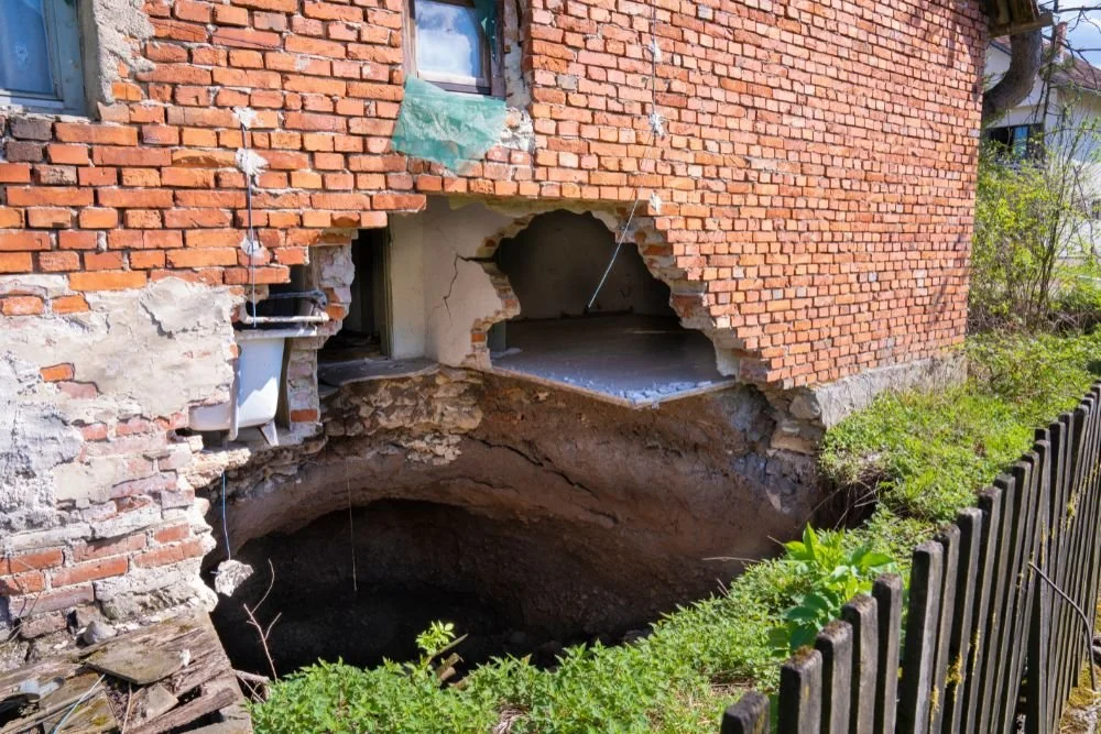 Learn how to spot sinkhole signs, protect your home, and secure your foundation with expert solutions. Schedule a professional inspection today!