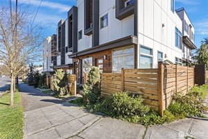 Are Townhomes in Ballard Seattle a Good Investment in Washington?