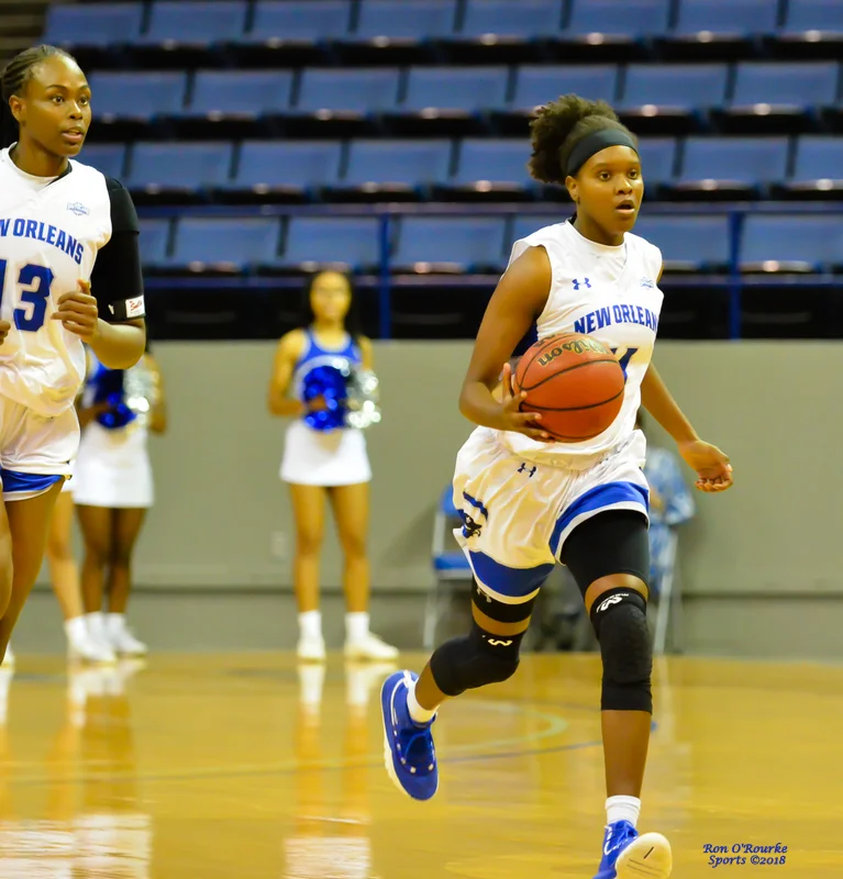 2018 UNO Women's Basketball