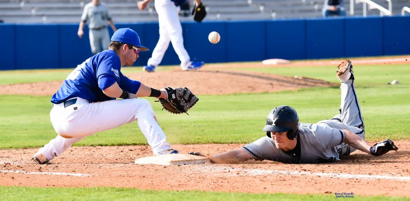 2019 UNO Baseball