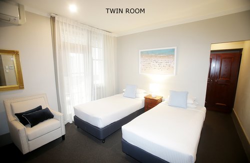 Twin+Room+2.jpg