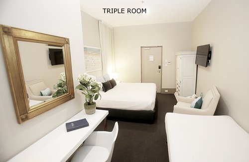 Triple+Room+10.jpg