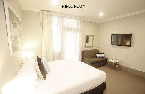 Triple+Room+8.jpg