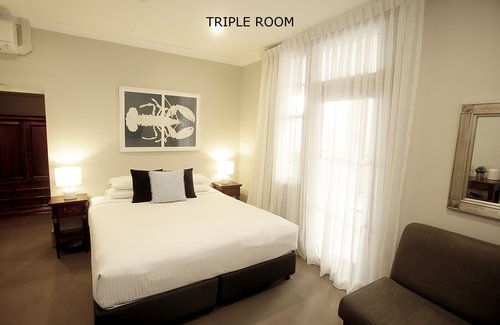 Triple+Room+7.jpg