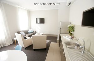 One+bedrrom+Suite+3.jpg