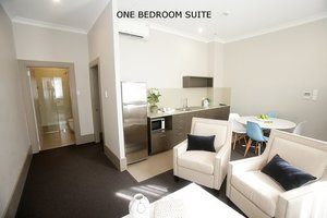 One+bedroom+suite+1.jpg