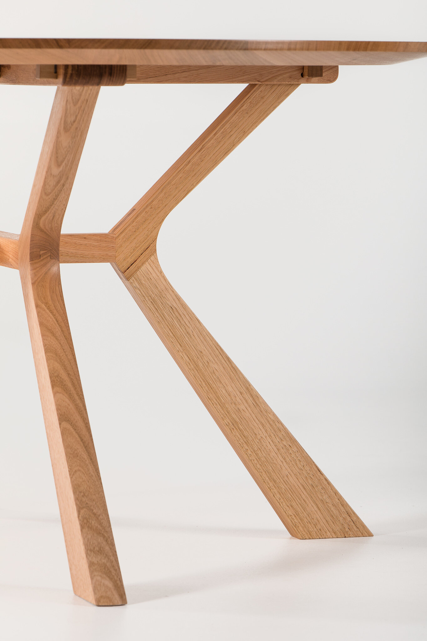 210301 TRD Coffee Table - Mitch Lowe Photo-13.jpg