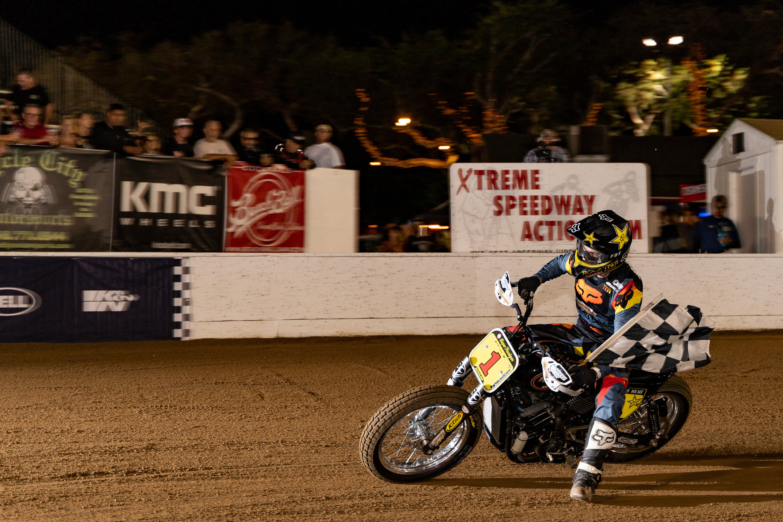 Super Hooligan Edit (136 of 137).JPG