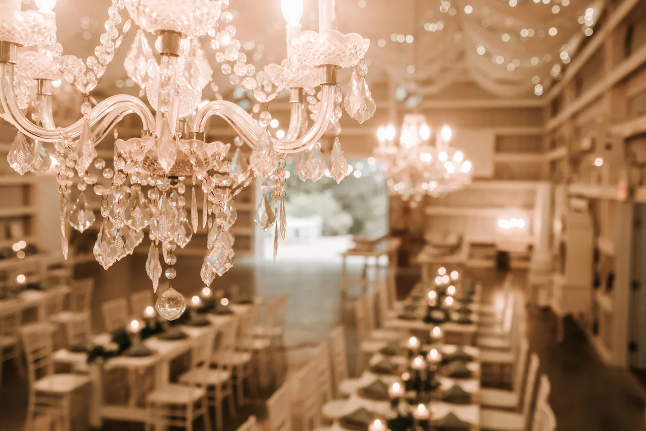 Saxon-Manor-Tampa-Weddings-209.jpeg
