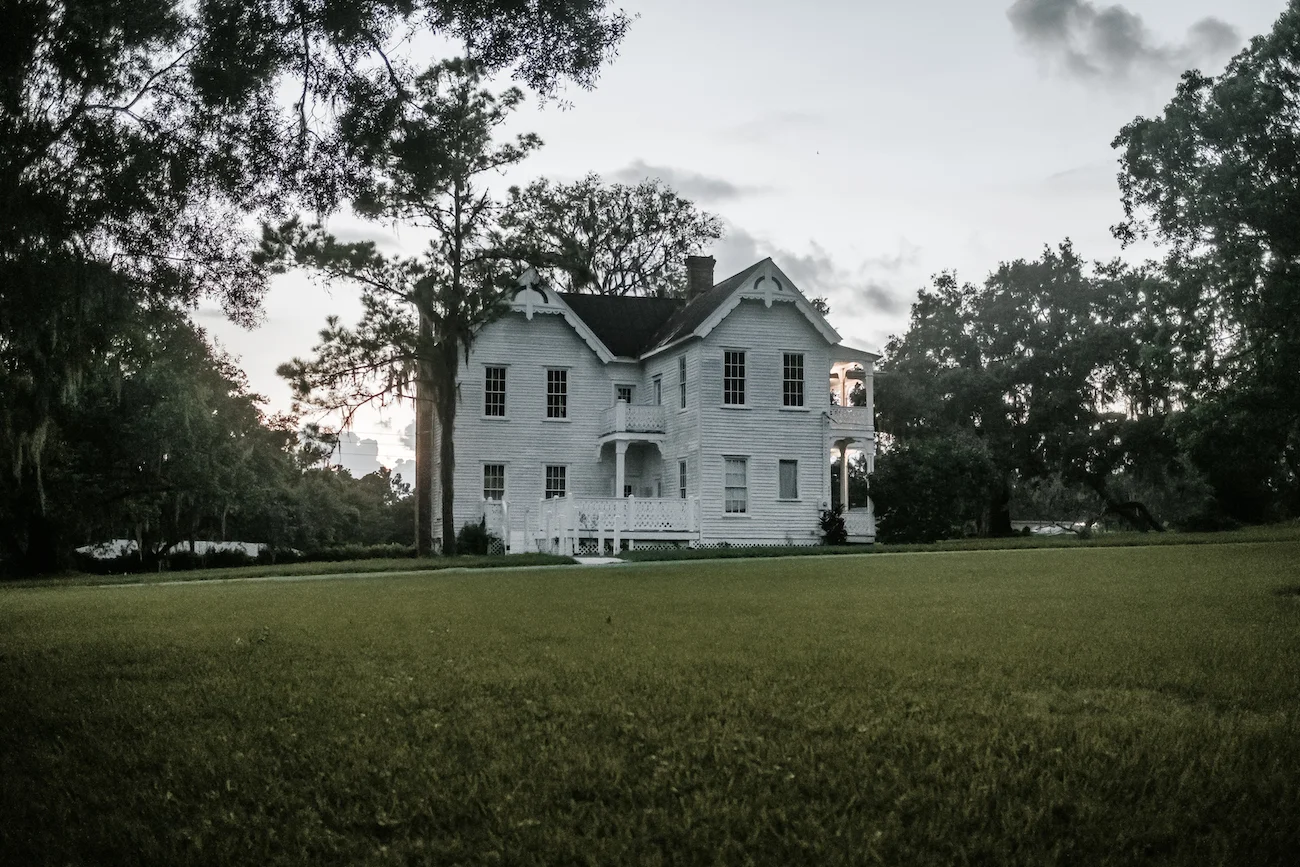Saxon-Manor-Tampa-Weddings-290.jpeg