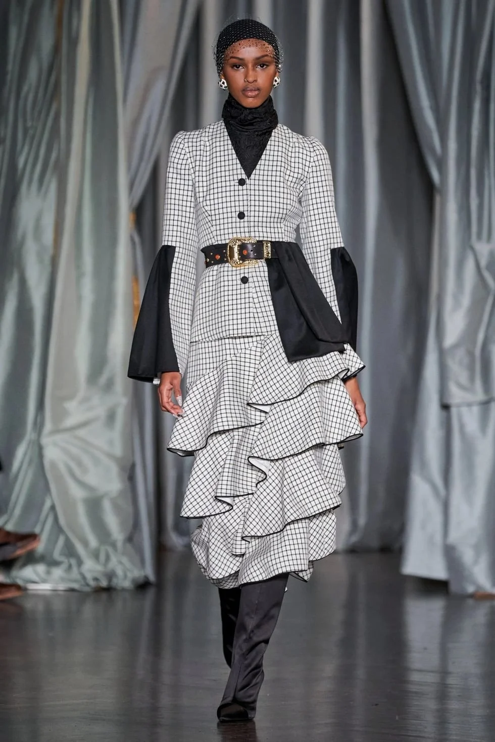 Markarian A/W 22