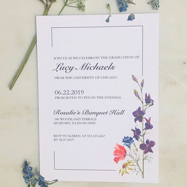 Spring has sprung! 🌸 Flowers add a pop of color to this simple monochrome invitation. Perfect for graduations or bridal showers.
.
.
.
.
#jwpapercreations #fromfirsttoforever #paperistimeless #graduationinvite #graduationuniversity #universityofchic