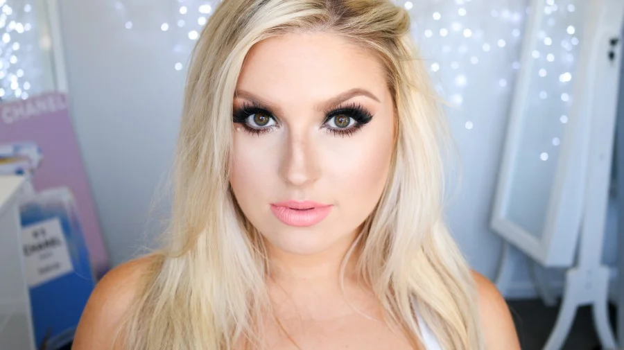 TMG Meets Shannon Harris aka Shaaanxo