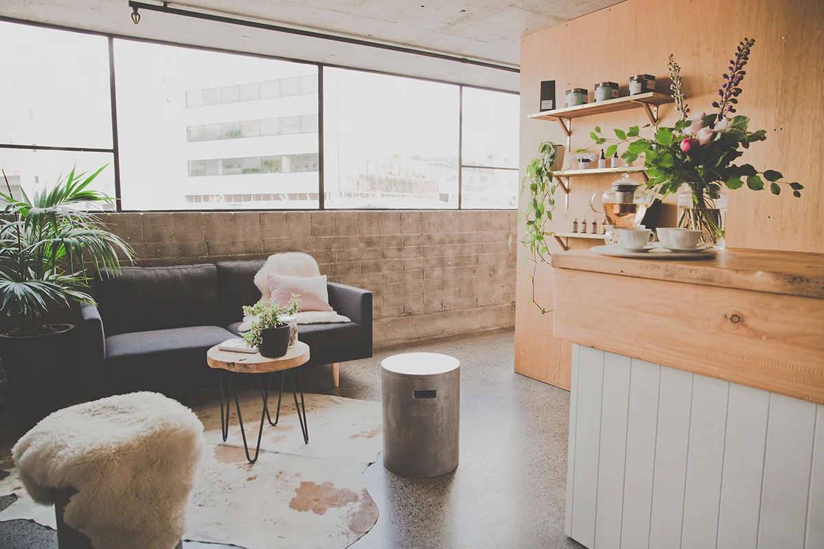 Salon Love - The Facialist by Ashleigh Scott