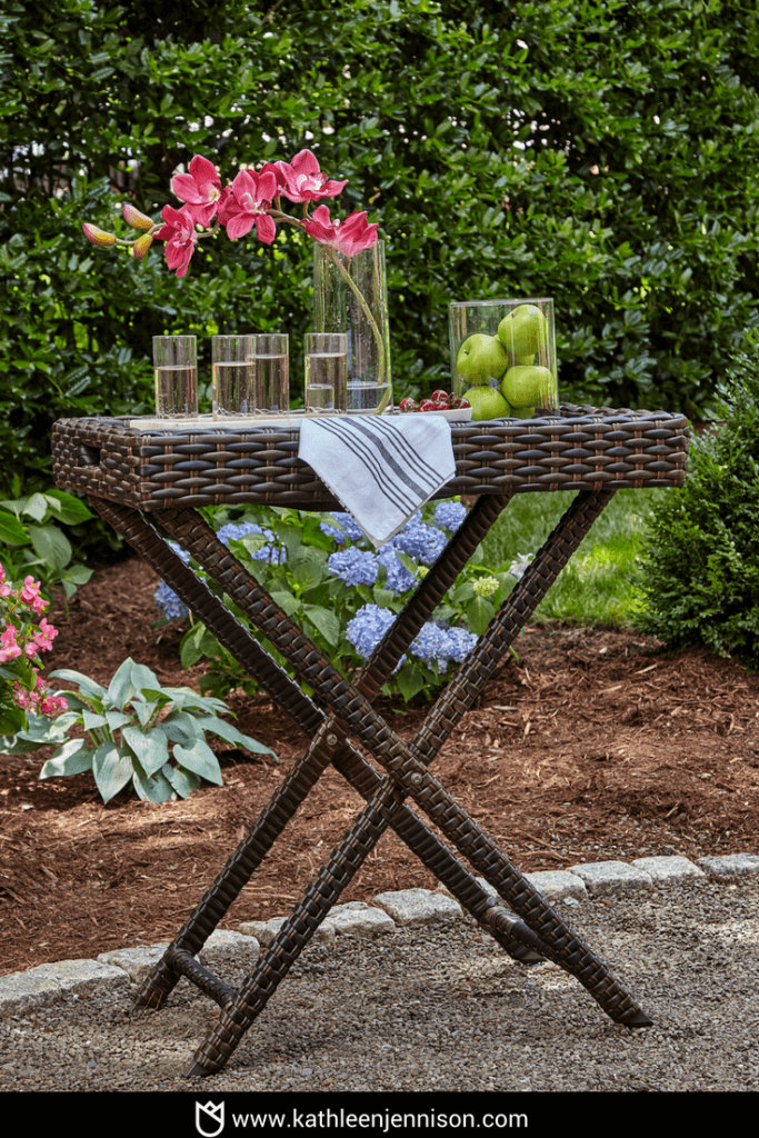 How to Design an Outdoor Living Space in 5 Easy Steps-2