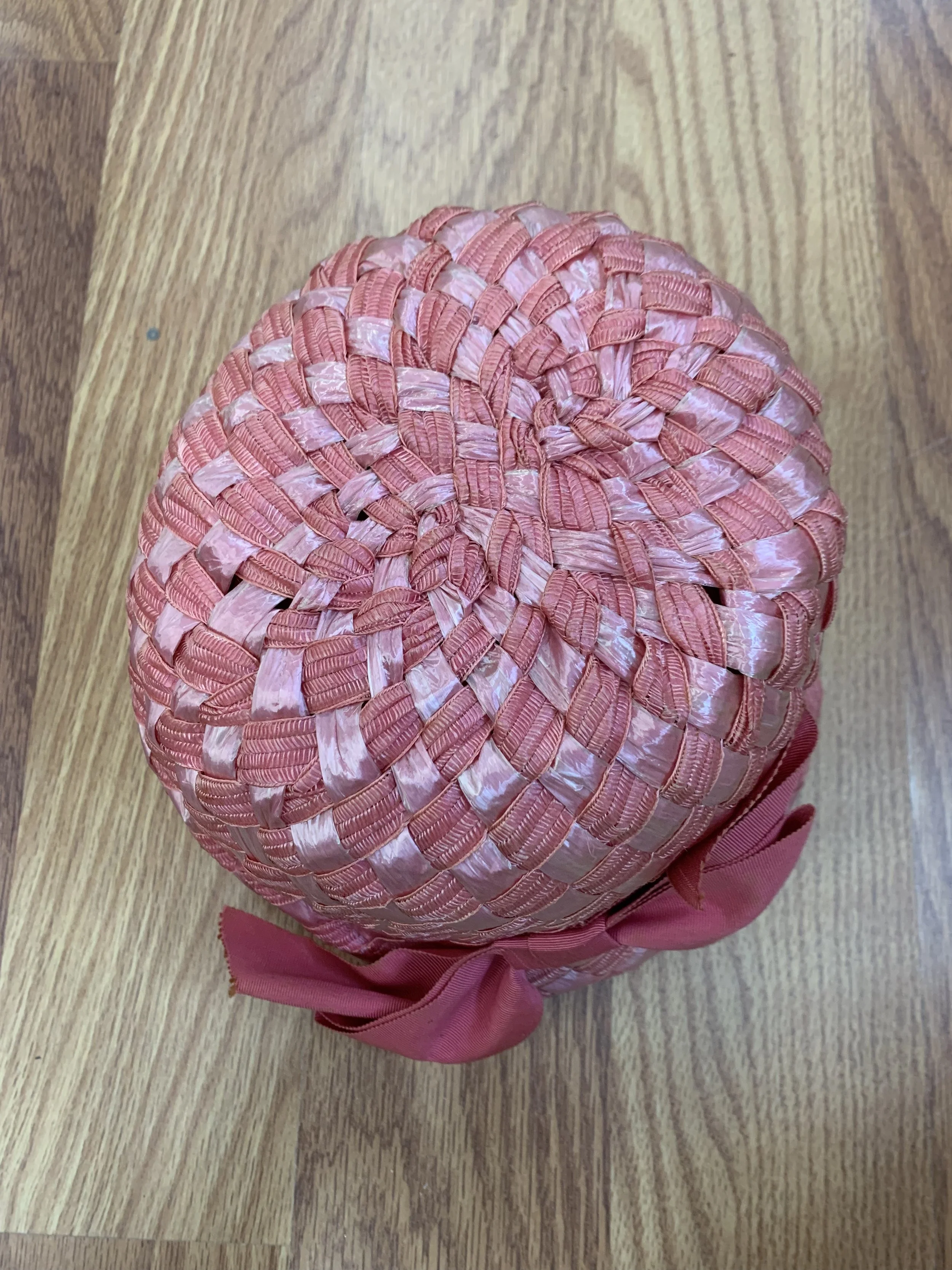 VINTAGE PINK STRAW HAT W/BOW