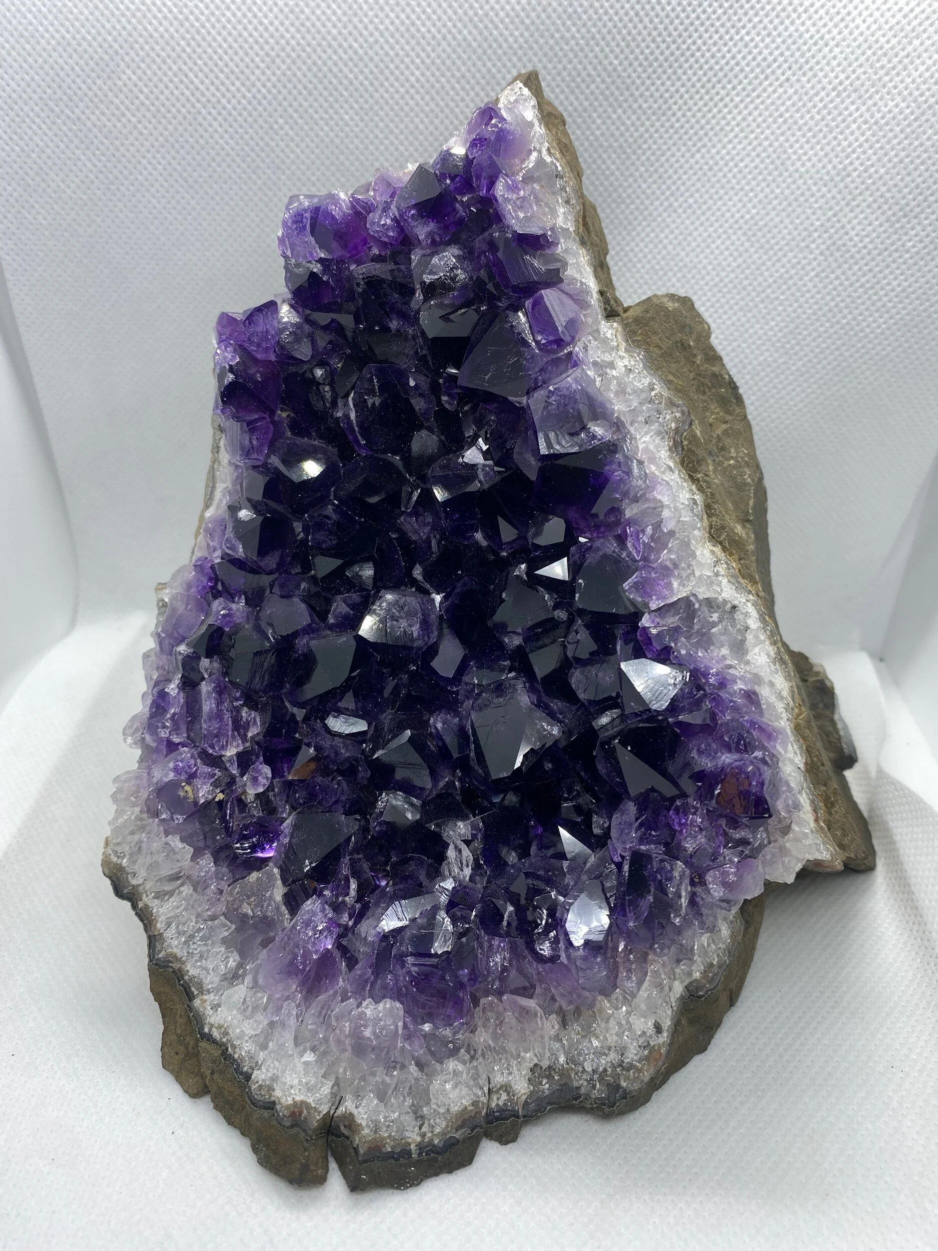 7D15E5FF-173B-4F99-BB9E-F2820FED9237