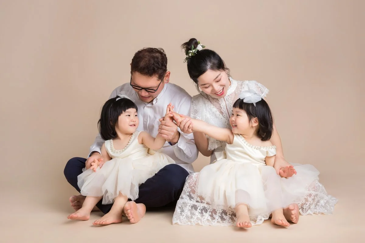 5105D_Sharleen_family_150.jpg
