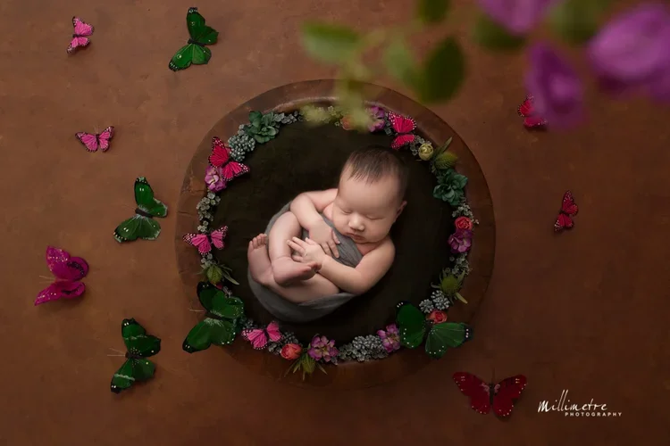 Preparing Siblings for a Newborn Photoshoot in Sydney