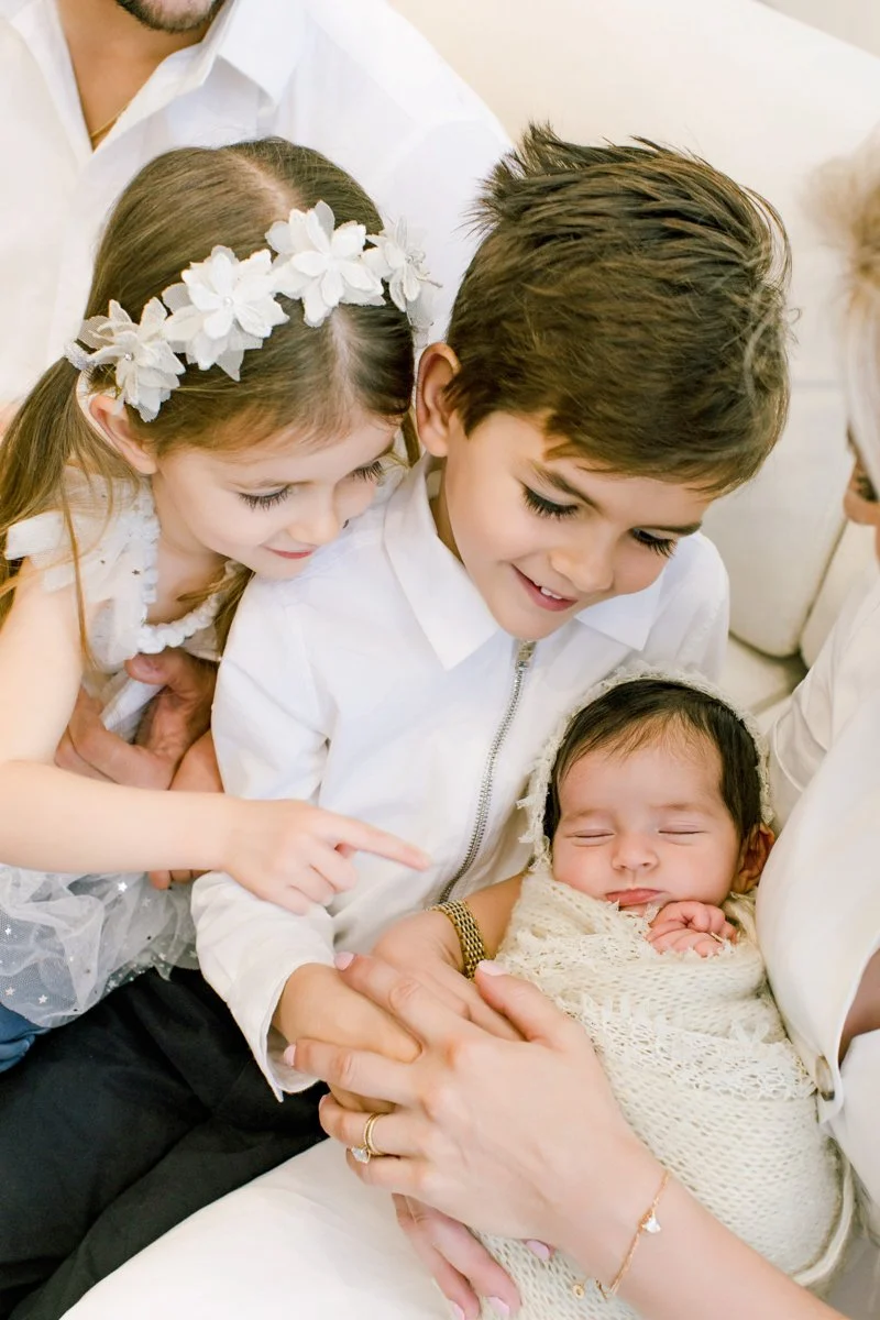 3 white 2617++A_Lisa family_56_(2).jpg