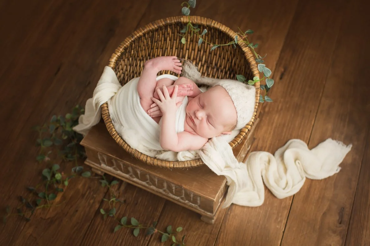 3 white 2659_Chris_family_16.jpg