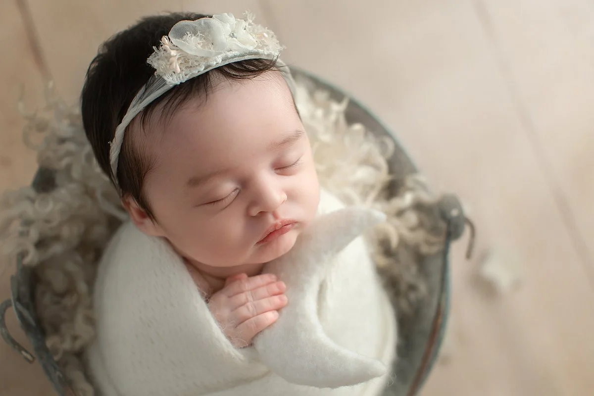 3 white 3185_Audrey_Family_48.jpg