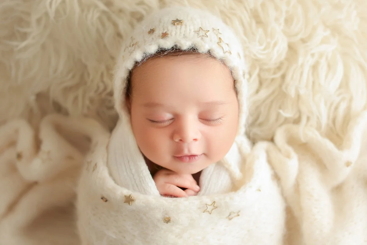 3 white 5222_Taifa_family_12_1.jpg