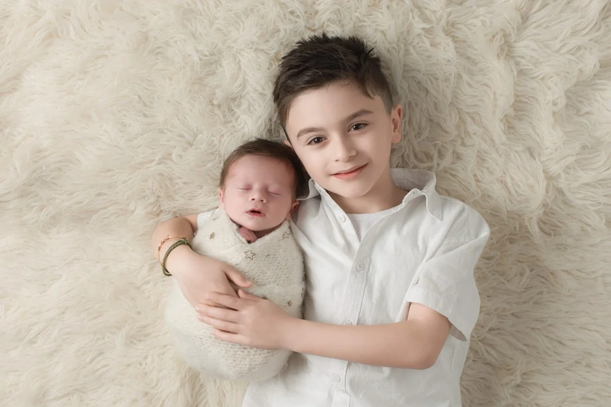 3 white 6248A_Daniella family_76.jpg