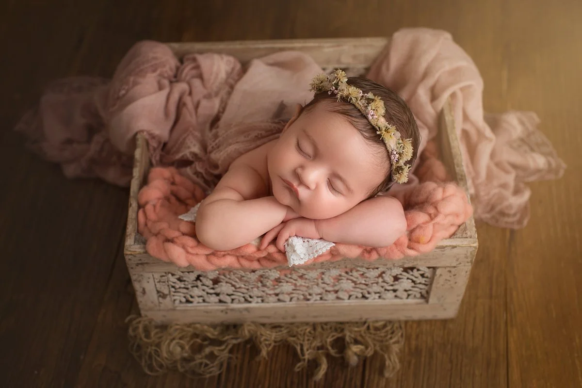 7 pink -5461_Laila_family_19.jpg