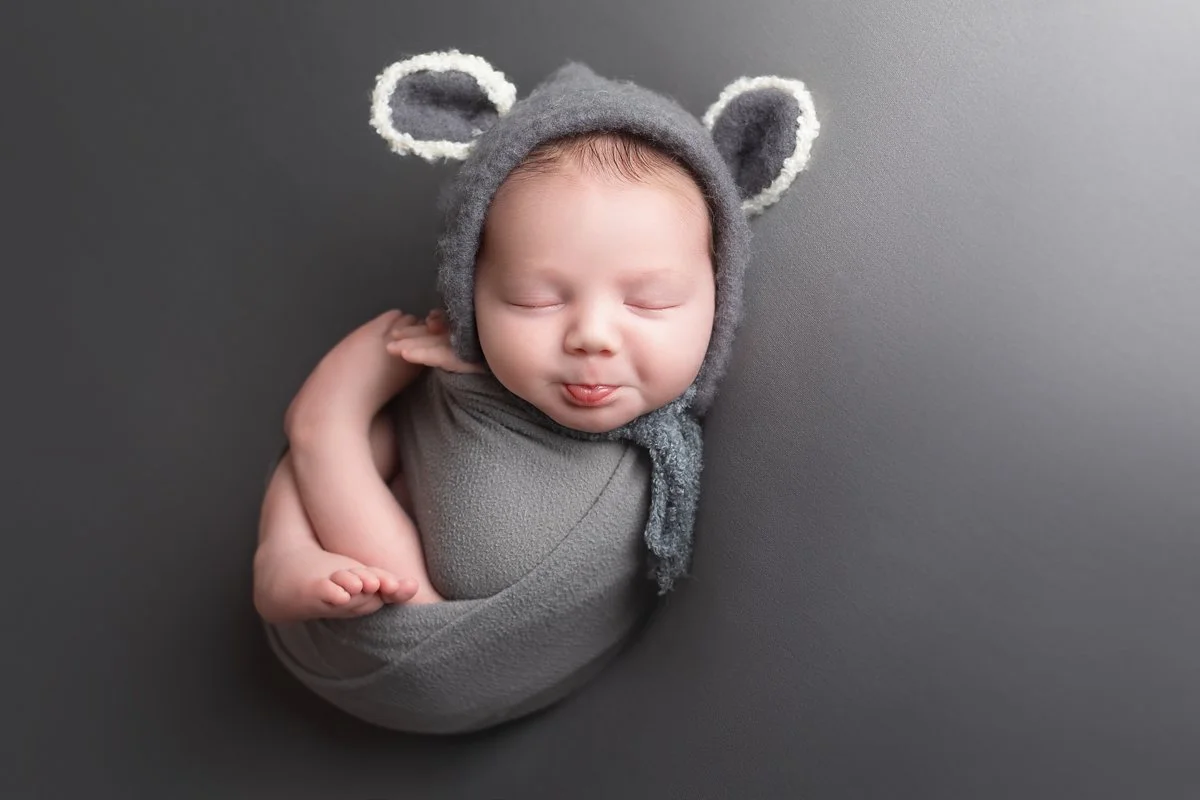 10 dark -6117A_Ciara family_65.jpg