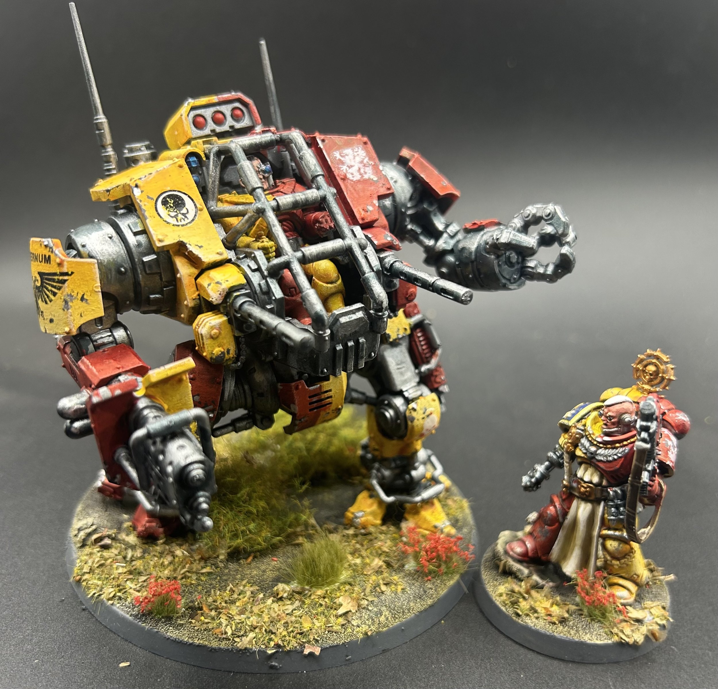 Howling Griffon Invictor Warsuit and Veteran.jpeg