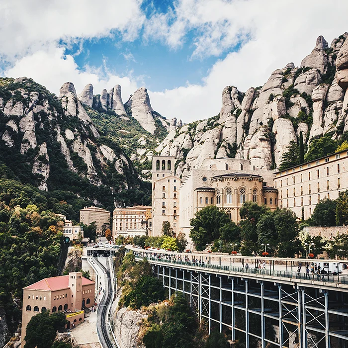 Guided tour montserrat.jpg