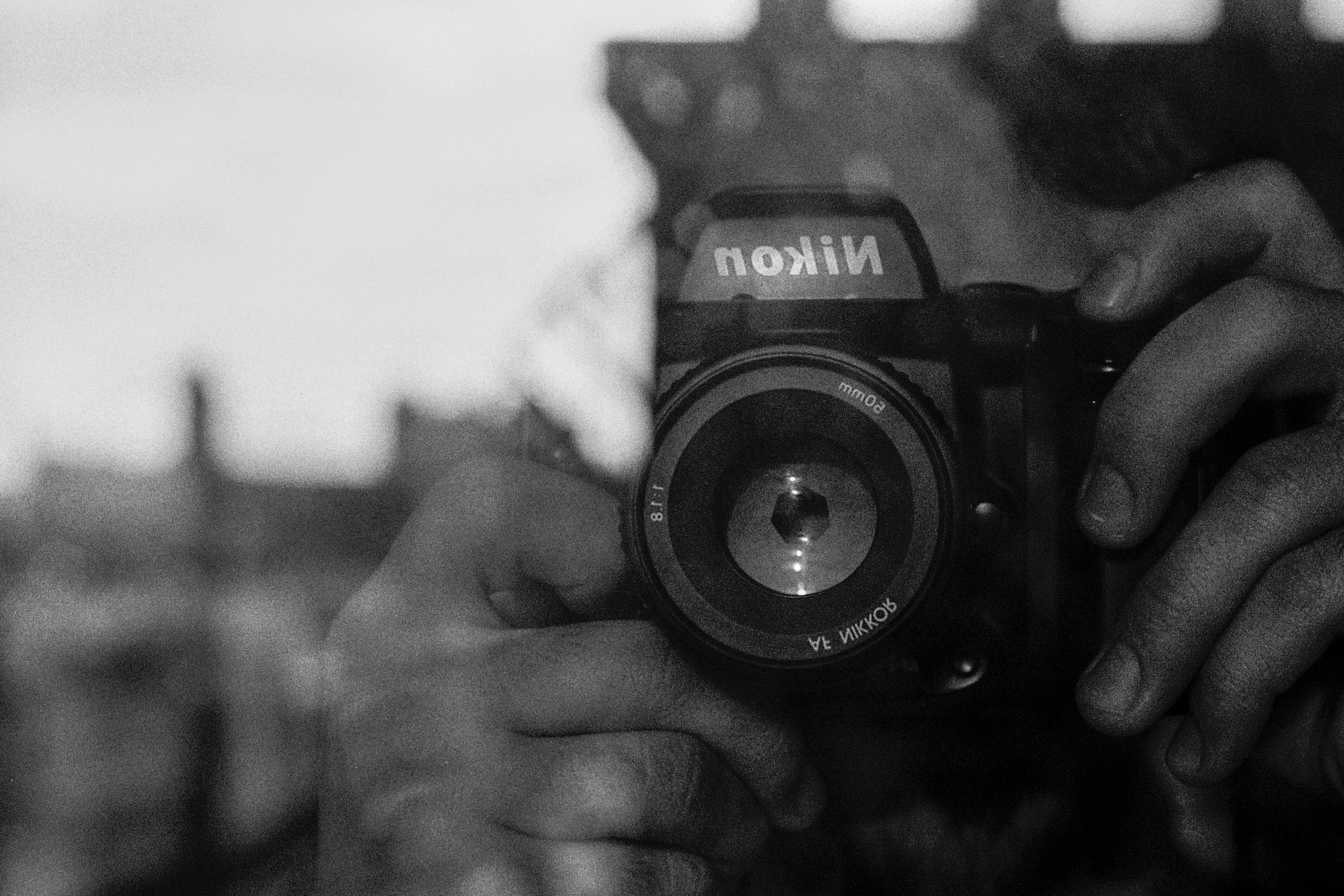 Contact_Banner_Through_the_Mirror_by_Aurelien_Guery.jpg