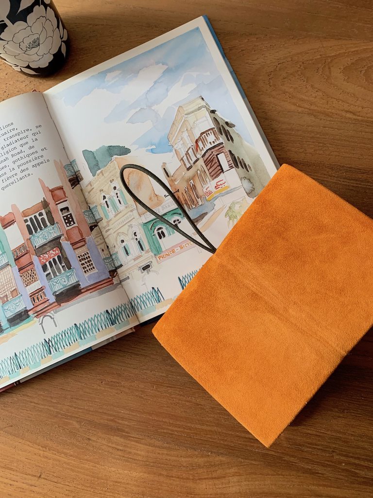 carnet-croquis-papier-recycle-cuir-livre
