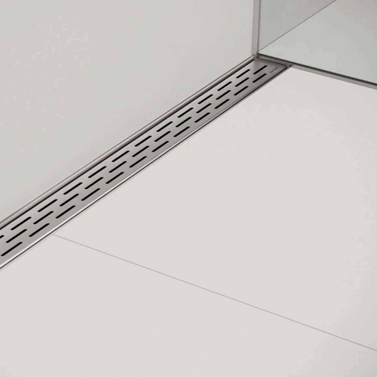 shower-drain_mood-close-up_easy-drain_compact-wall_classic_stainless-steel_02-scaled-1800x0-c-center.jpg