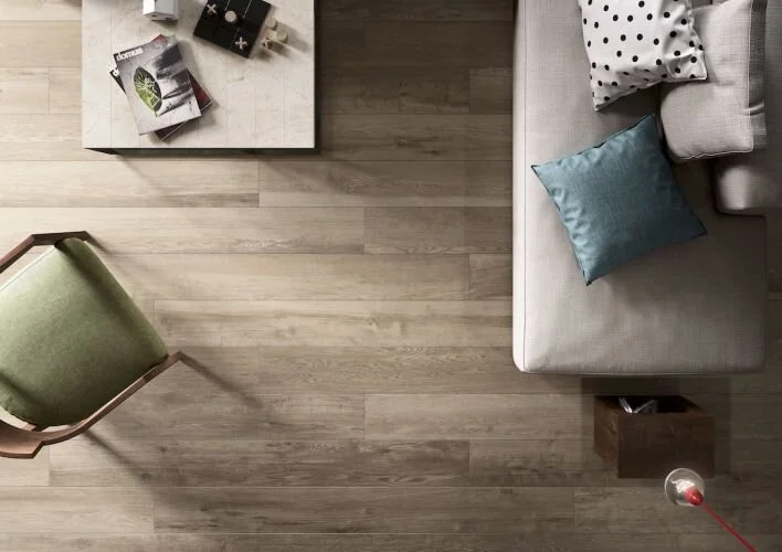 jwsigpro_cache_048e09fd25_italgranitigroup-impronta-my-plank-plank-heritage-rovere-20x180-01-living-particolare-b-definitivo-01.jpeg